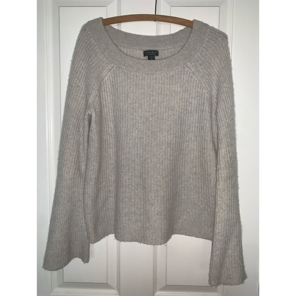 Only Mine Light Gray Cashmere Wide Sleeved Sweater Women’s Size Medium